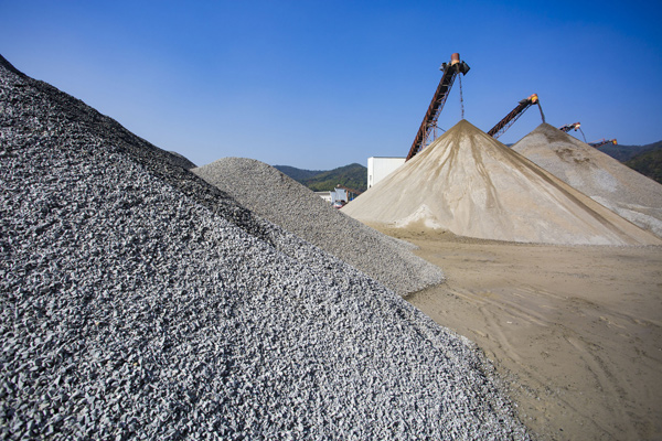 河砂禁采，機(jī)制砂興起，投資制砂設(shè)備，請認(rèn)準(zhǔn)唐山金路